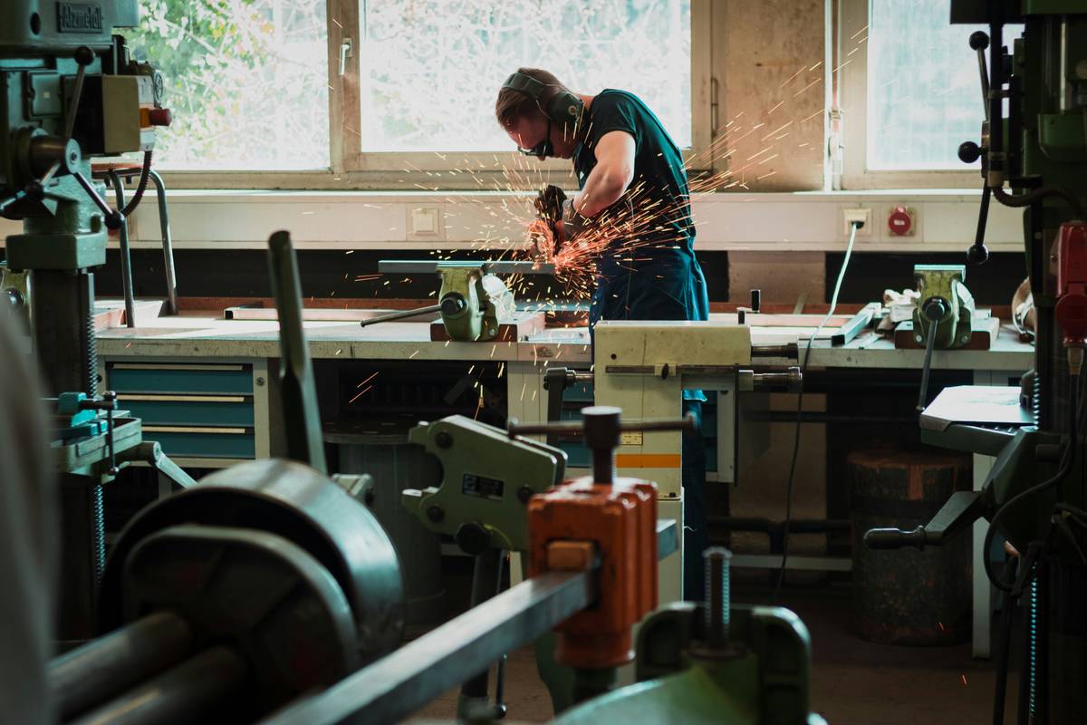 Flex Tools Band Saw: The Cordless Powerhouse That Changed My Workshop Forever