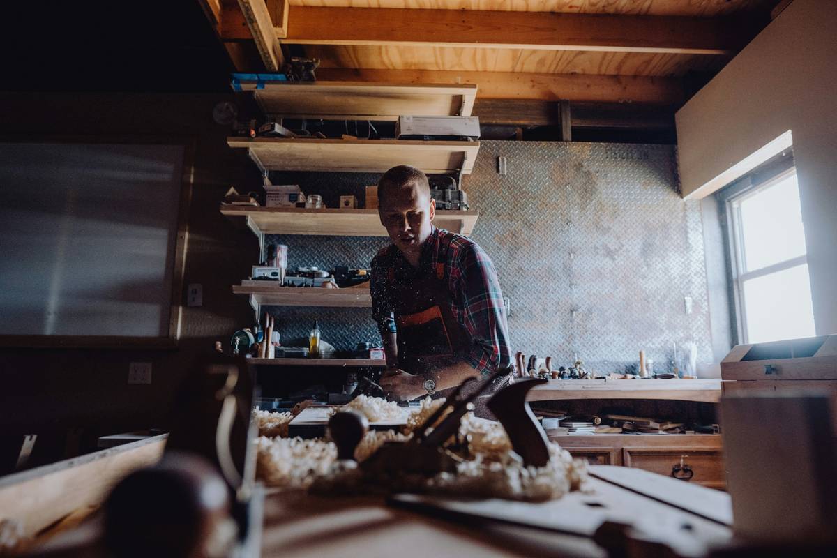 Why Woodworking Band Saws 14 Inch Dominate Professional Shops (And Why Yours Might Be Failing)